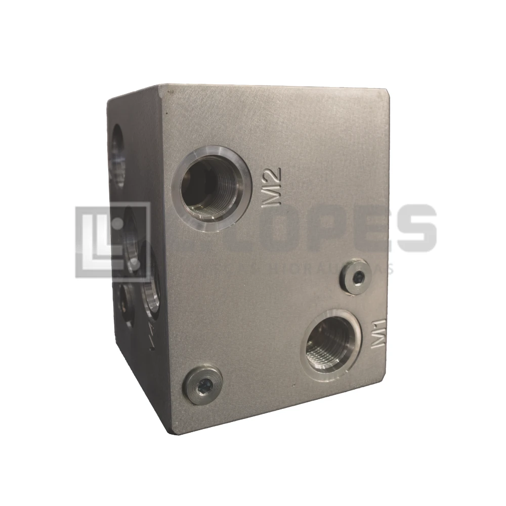 BMG 8123 Colheitadeira de Grãos New Holland